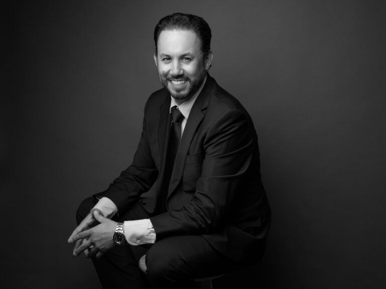 Marco Santelices promueve desarrollos inmobiliarios en Baja California